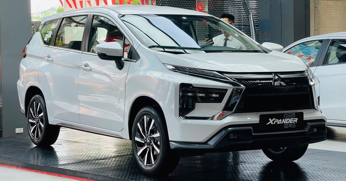Hai mẫu xe xăng bán chạy nhất tháng 10 đều là của Mitsubishi