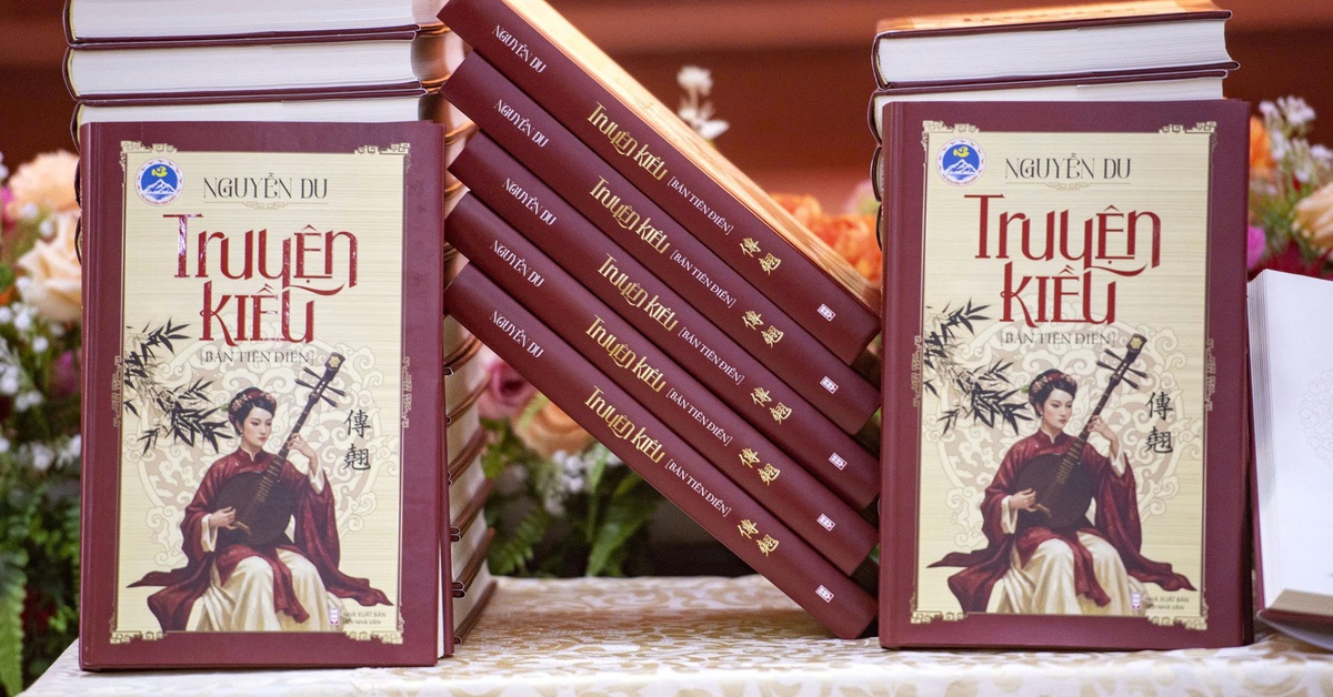 Ra mắt sách Truyện Kiều bản Tiên Điền với phân đoạn và chú giải khoa học