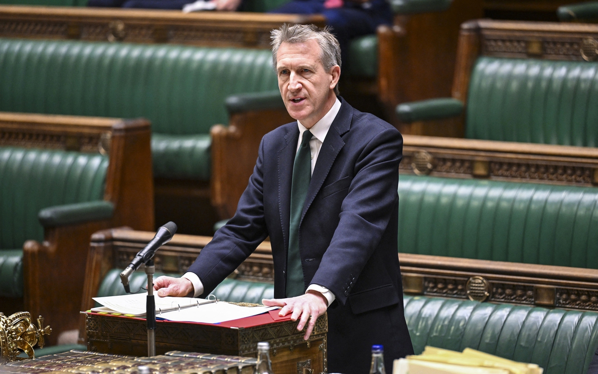 Anh tố cáo gián điệp Trung Quốc 'đội lốt' chuyên gia tuyển dụng để do thám Quốc hội