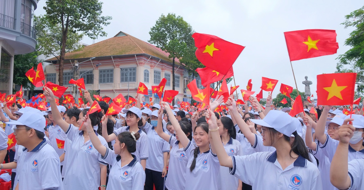 Đồng Tháp nỗ lực chăm lo cho người nghèo, nông thôn mới khang trang