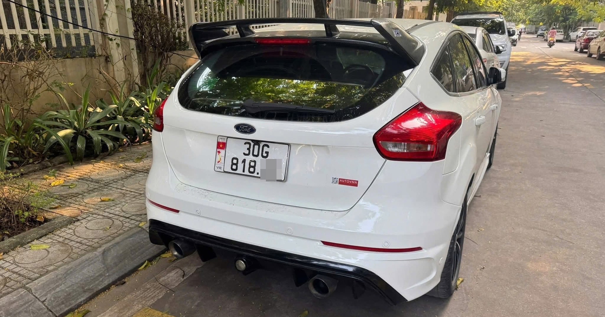 Đi đăng kiểm, tài xế 'sốc' khi nhận thông báo phạt nguội của 2 ô tô khác có biển số y hệt