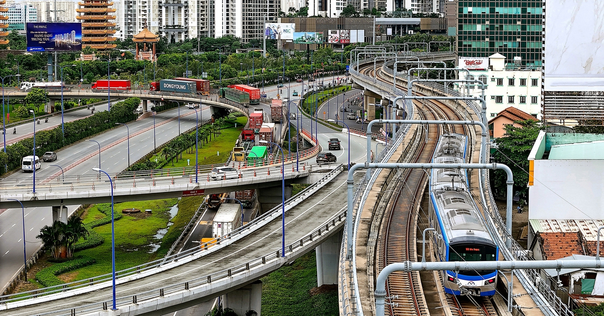 Cần sớm hình thành mạng lưới 'xương sống' TOD liên vùng để TP.HCM phát triển đa cực