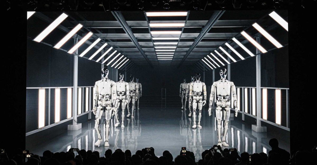 Các hãng xe điện Trung Quốc chuyển hướng sang robot hình người