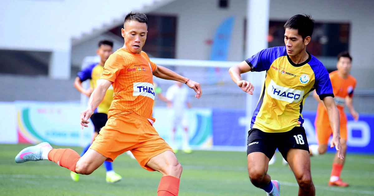 Sacombank chạm trán Công đoàn Ngân hàng Việt Nam ở chung kết