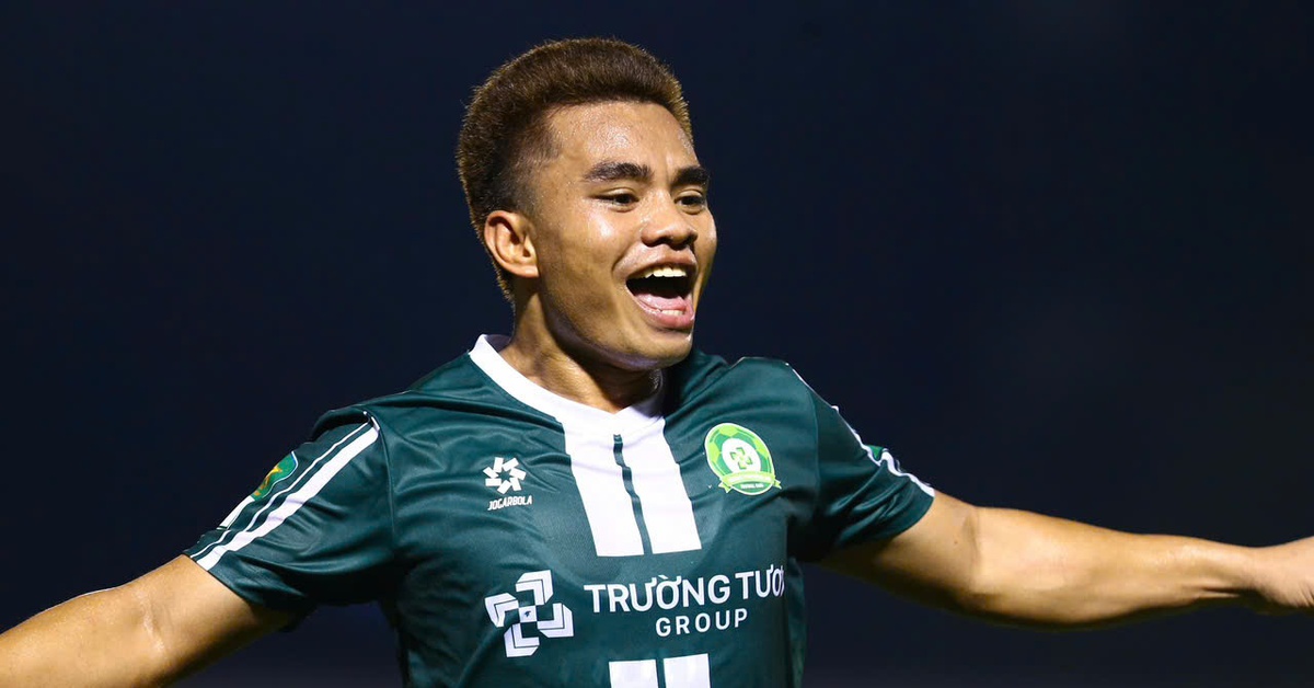 'Voi rừng' cứu CLB Trường Tươi Đồng Nai