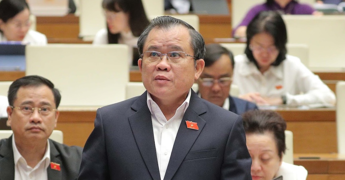 Đại biểu Quốc hội: Giáo viên chịu sức ép lớn từ các khoản thu chi ngoài học phí của nhà trường