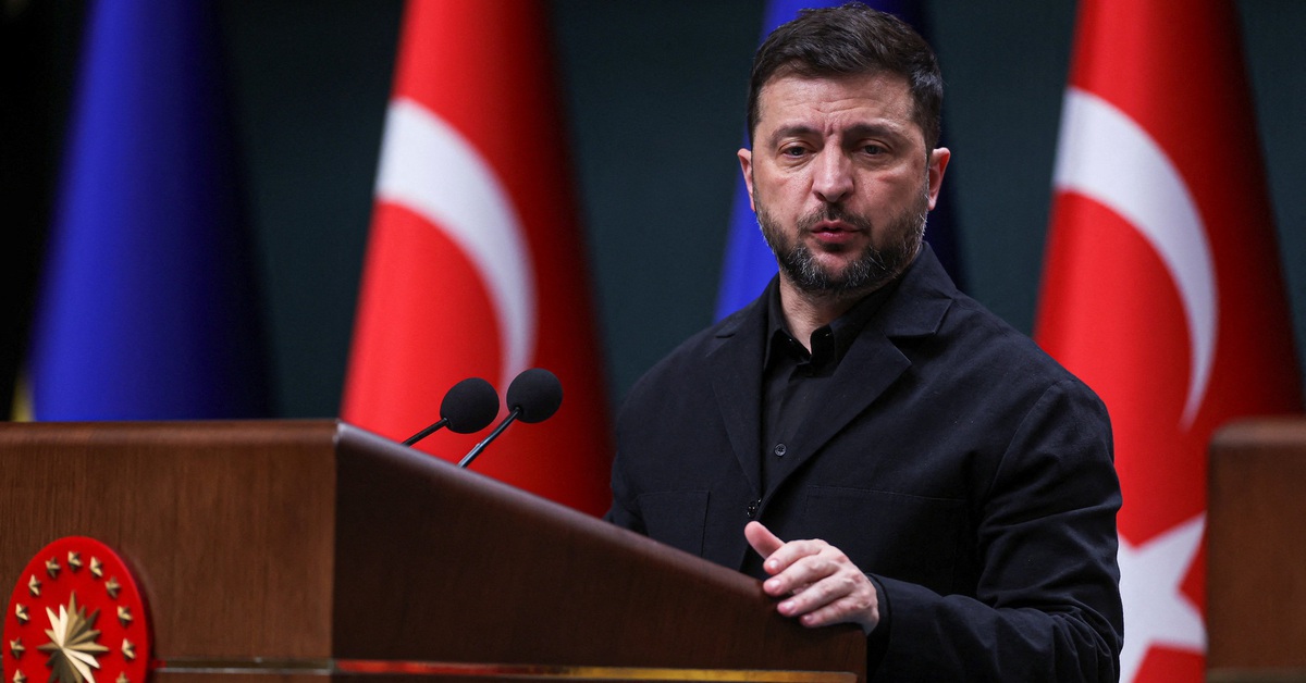 Ông Trump đặt thời hạn chấp nhận thỏa thuận 28 điểm, ông Zelensky nói sẽ đề xuất phương án thay thế