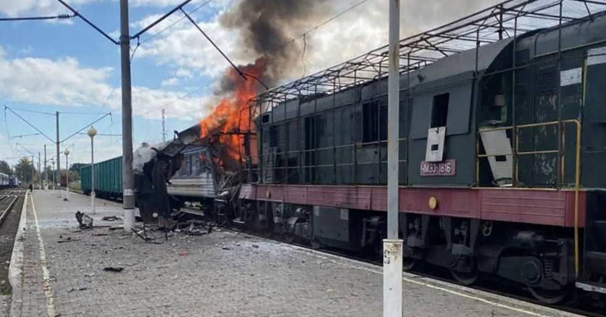 Ukraine đóng cửa vài ga, mạng lưới đường sắt lùi dần về phía tây