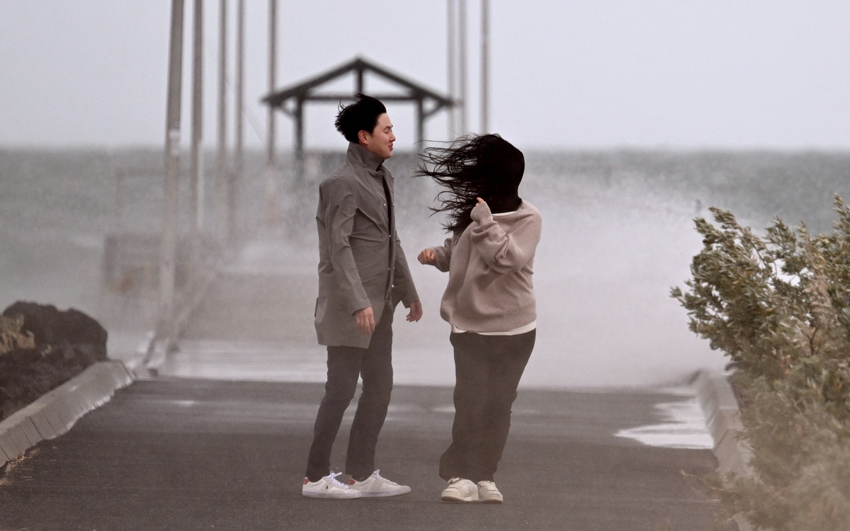 Bão Fina đổ bộ Lãnh thổ Bắc Úc, gây ra đêm kinh hoàng