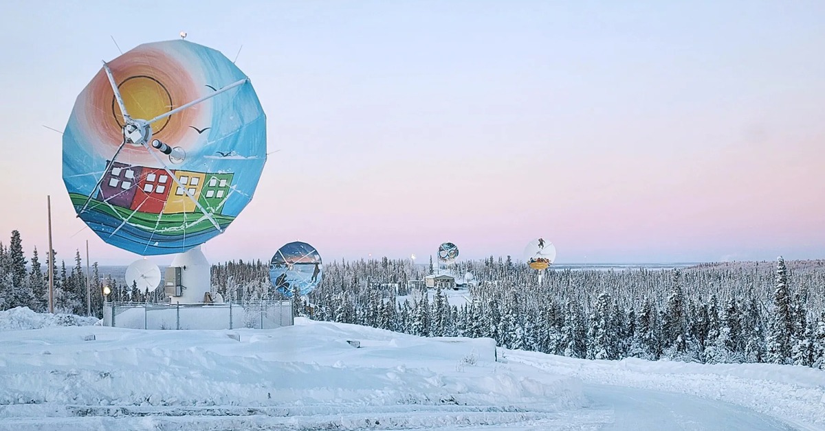 Cuộc đua không gian với Trung Quốc làm bùng nổ xây dựng ăng ten vệ tinh ở Bắc Cực