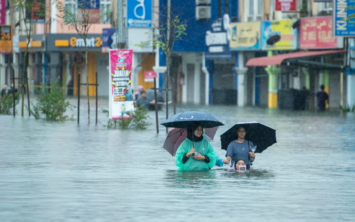 Nhiều nước Đông Nam Á chìm trong lũ lụt, ảnh hưởng hơn 476.000 người