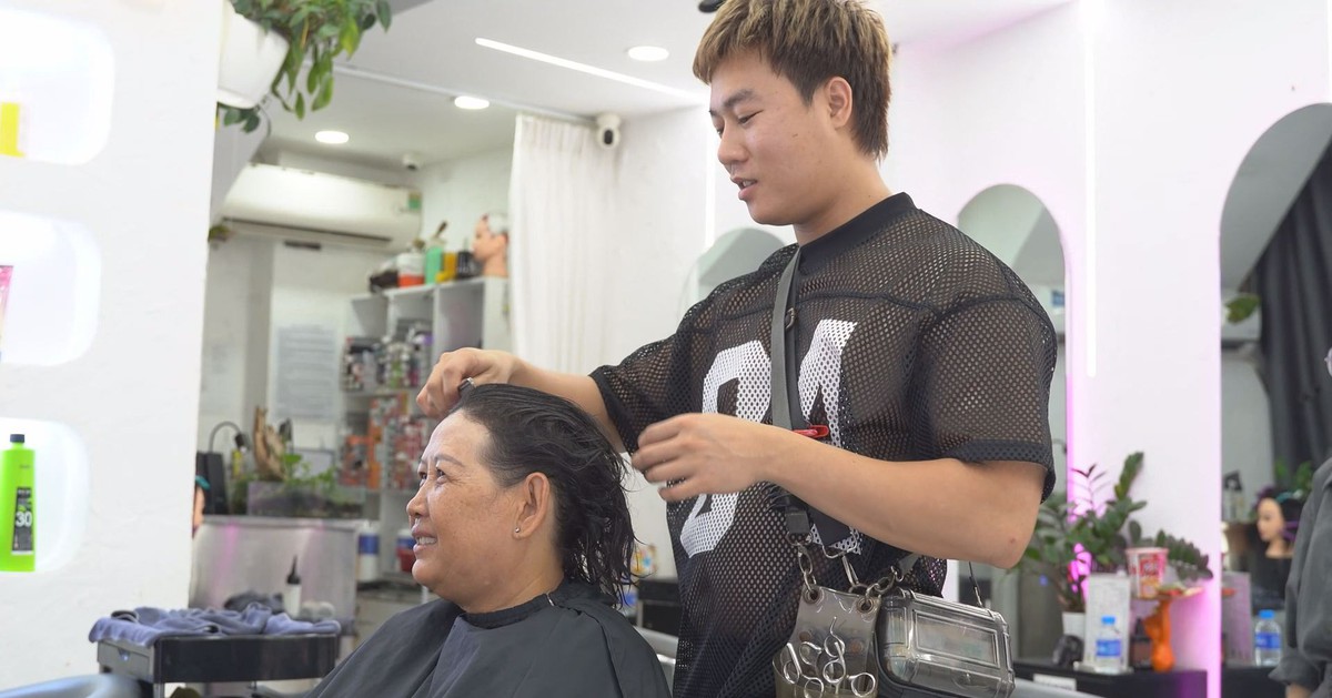 Cuộc thi Lan tỏa năng lượng tích cực 2025: Tiệm cắt tóc thu phí bằng nụ cười