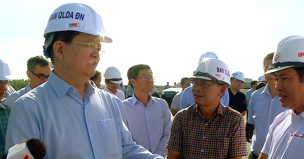 Phó thủ tướng Mai Văn Chính: Phải cố gắng thông xe kỹ thuật đường vành đai 3 TP.HCM trước 19-12