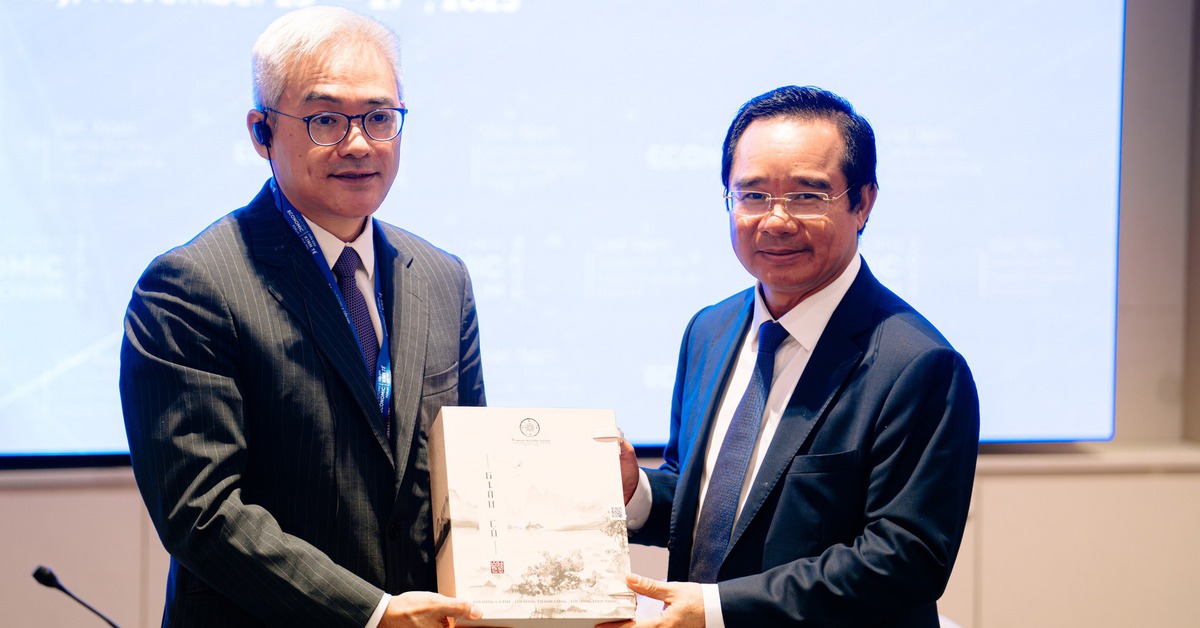 TP.HCM và tập đoàn Singapore bàn hợp tác phát triển trung tâm tài chính quốc tế