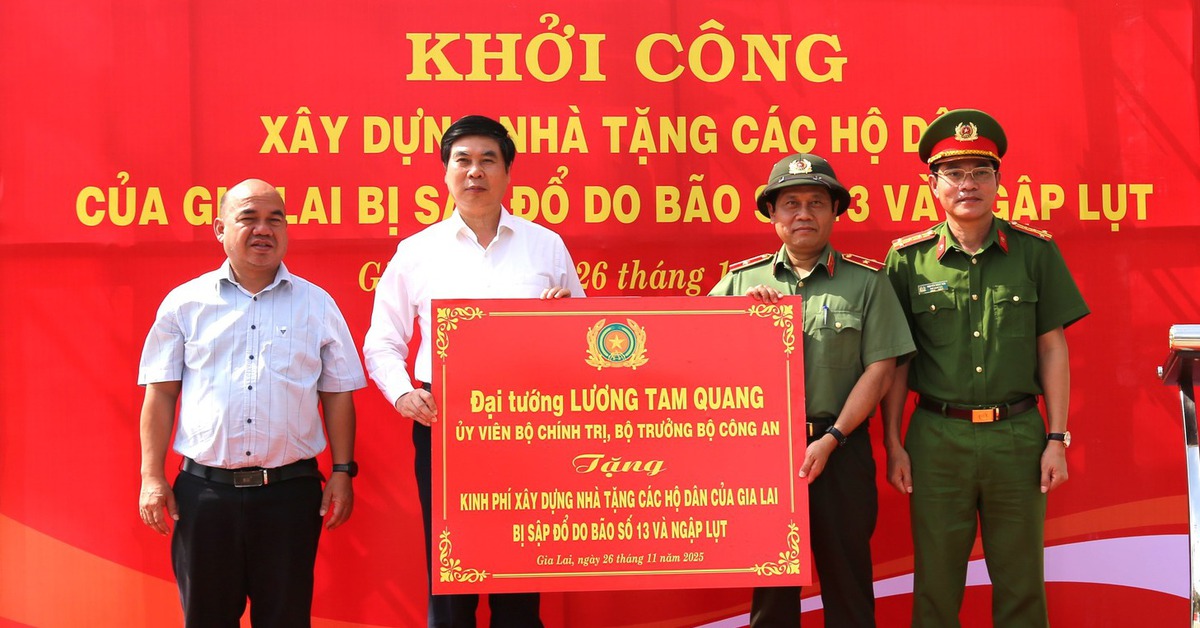 Bộ Công an hỗ trợ xây nhà mới cho người dân Gia Lai, Đắk Lắk bị sập nhà