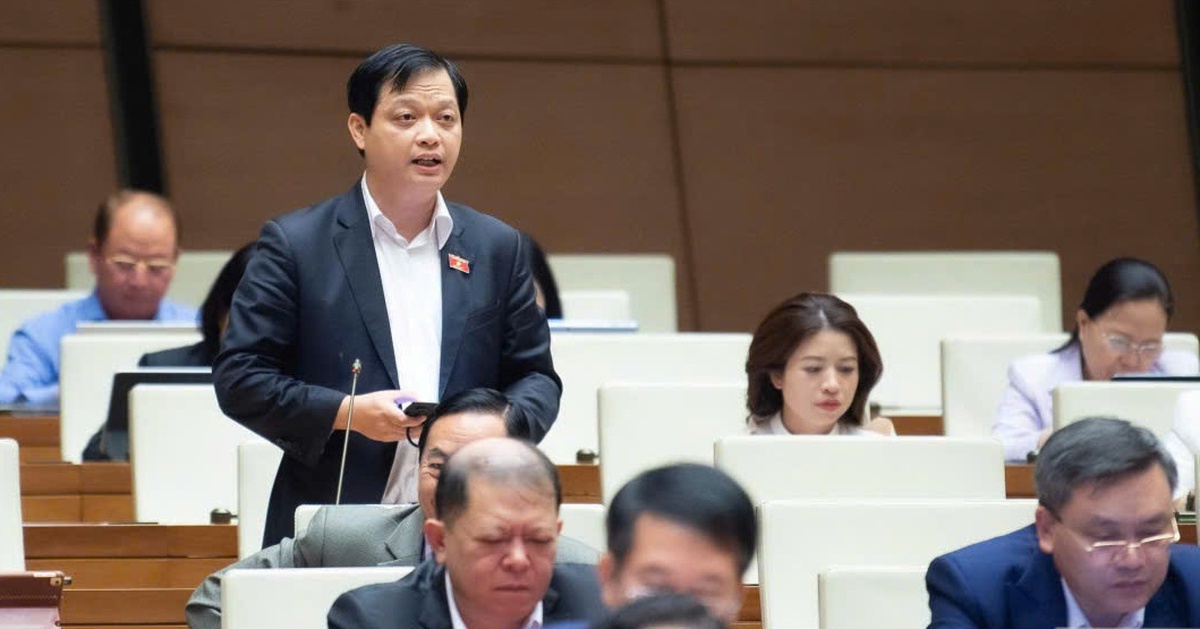 Tin tức sáng 27-11: Quốc hội xem xét đề xuất cắt giảm giấy phép kinh doanh với 25 ngành nghề