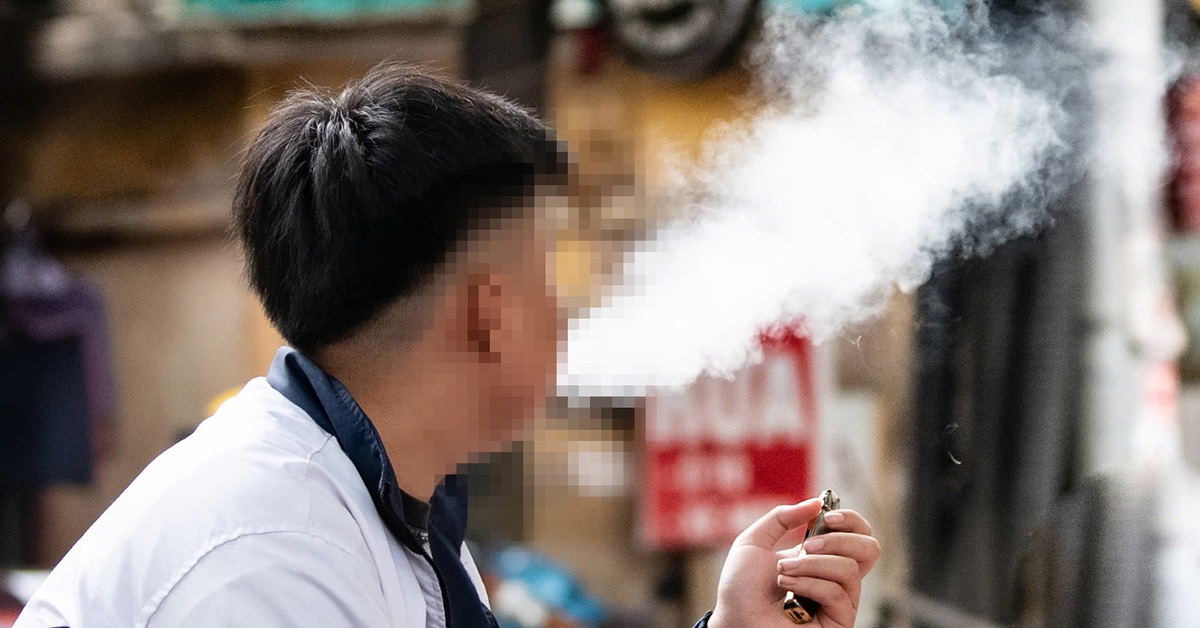 WHO thúc giục Việt Nam cấm tuyệt đối thuốc lá điện tử và nung nóng trong Luật Đầu tư