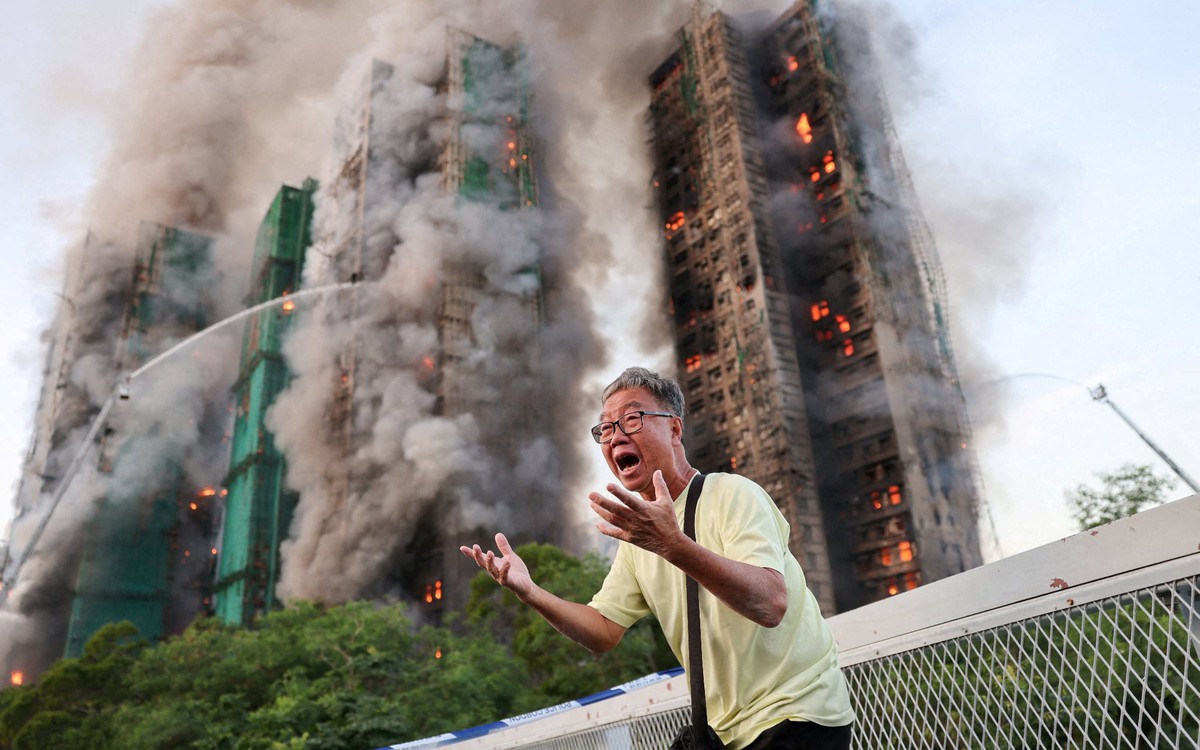 Cháy chung cư dữ dội tại Hong Kong, ít nhất 14 người thiệt mạng