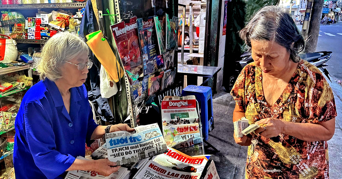 Luật hóa quy định về thu phí khác với quy định buộc trả phí khi đọc báo