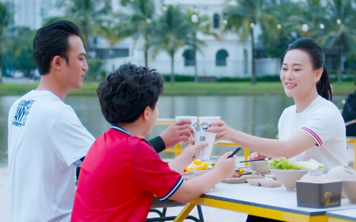 Gió ngang khoảng trời xanh: Ly hôn hay tha thứ đều không có đáp án