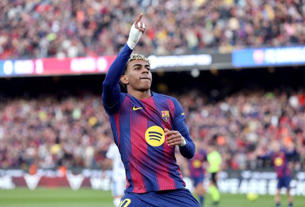 Yamal ghi bàn thắng lịch sử ở Camp Nou, Barca vươn lên dẫn đầu La Liga