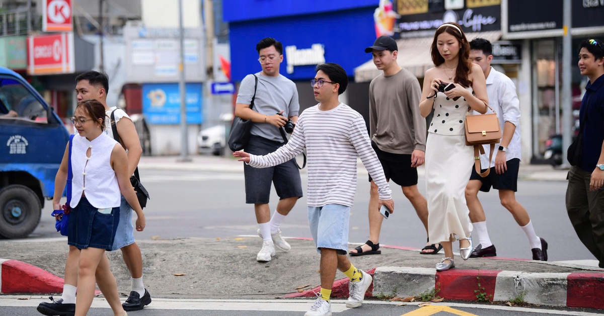 Trong 10 tháng, khách du lịch chi hơn 208.000 tỉ đồng khi đến TP.HCM