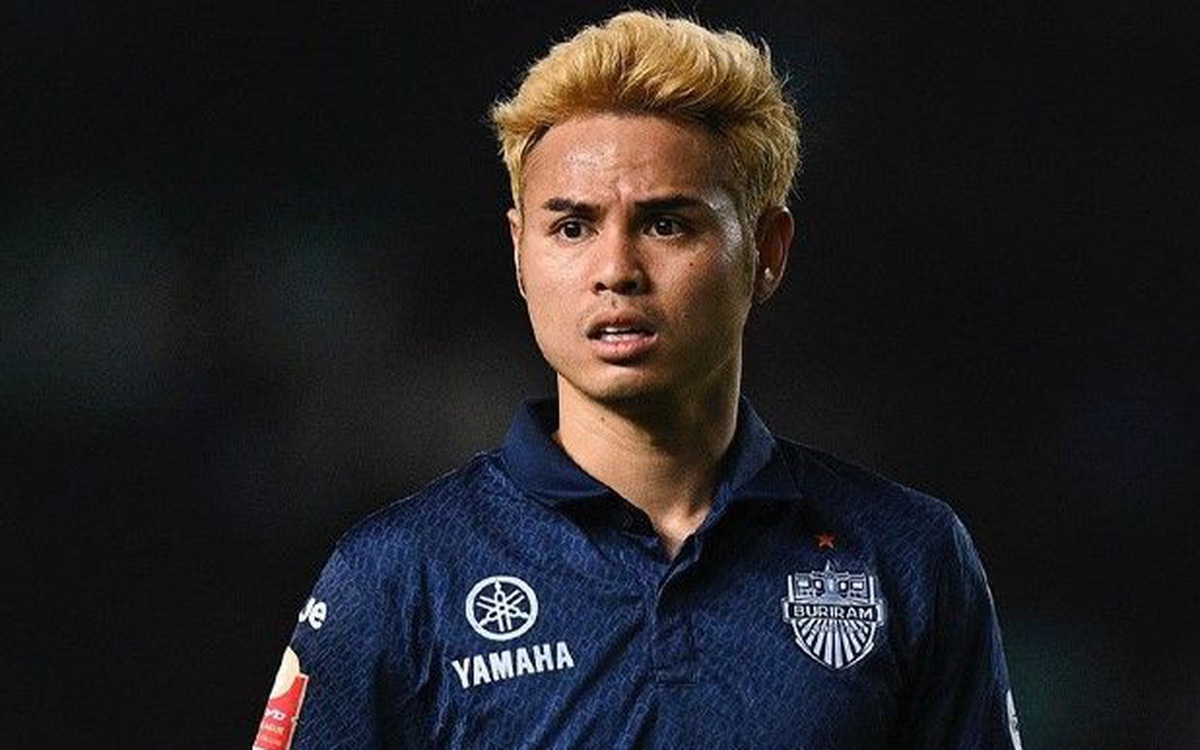 Thái Lan bất ngờ gọi 'vua cùi chỏ' trở lại đội tuyển