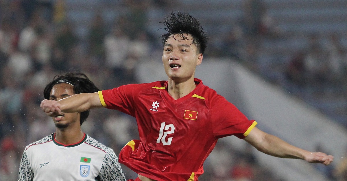 Tuyển Việt Nam sẽ có thay đổi lớn, Nguyễn Xuân Son trở lại