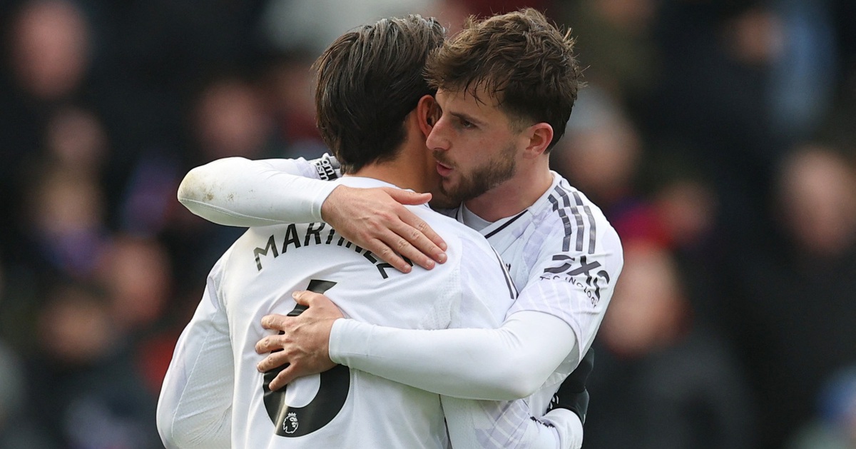 Man United ngược dòng đánh bại Crystal Palace