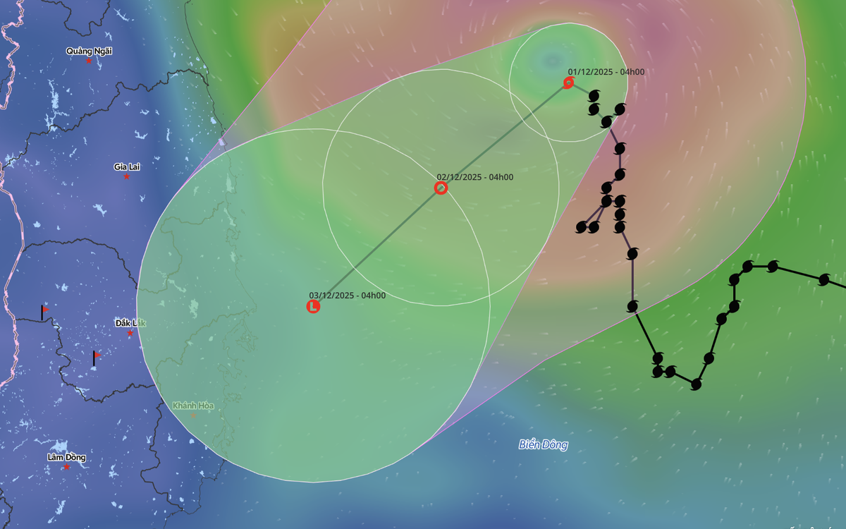 Hôm nay, bão số 15 đổi hướng, đi chậm về vùng biển Gia Lai - Khánh Hòa