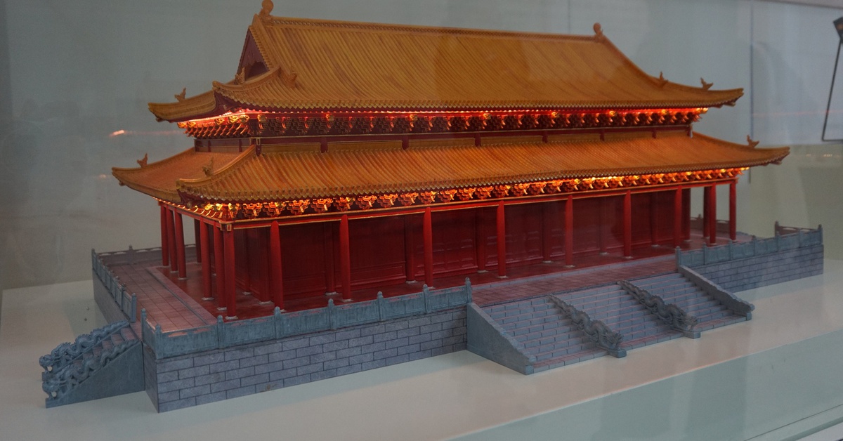 Điện Kính Thiên và đồ sứ vén màn bí ẩn cuộc sống vua chúa trong Kinh thành Thăng Long