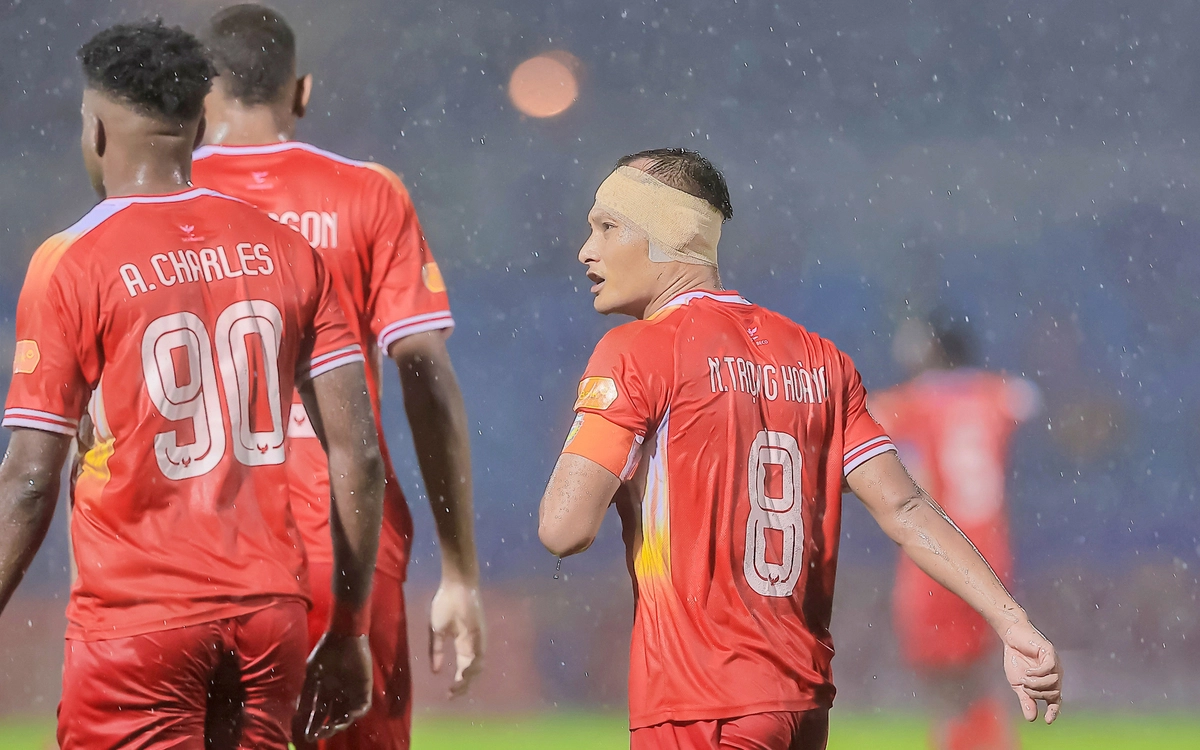 Vòng 10 V-League 2025 - 2026: Thử thách cho HAGL và CLB Hà Nội