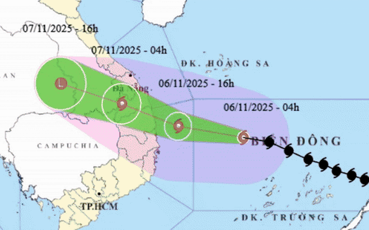 Sáng nay, bão Kalmaegi mạnh cấp 14, giật cấp 17, đang cách Quy Nhơn 390km