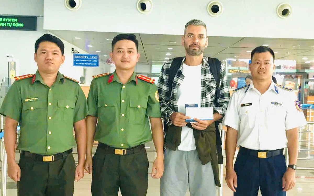 Vụ hỗ trợ người Ukraine về nước: Đại sứ quán Ukraine tại Việt Nam gửi lời cảm ơn