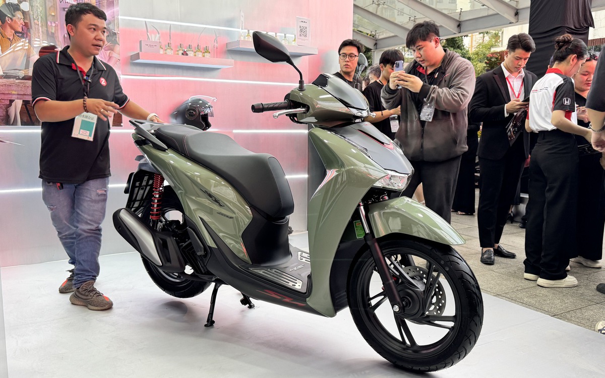 Honda SH 2026 predstavljena v Vietnamu z novimi funkcijami in ceno od 78 milijonov VND