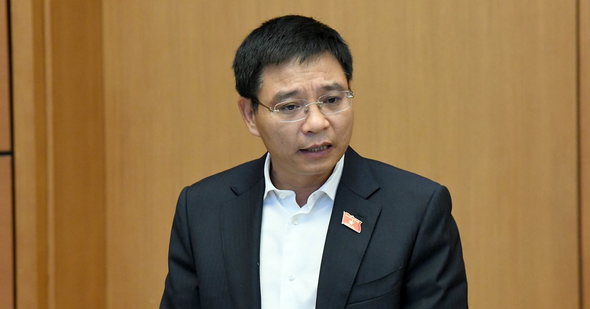 Tỉnh muốn có cảng biển, sân bay, bộ trưởng nói cái gì cũng đưa vào sẽ thành quy hoạch 'gai quả mít'