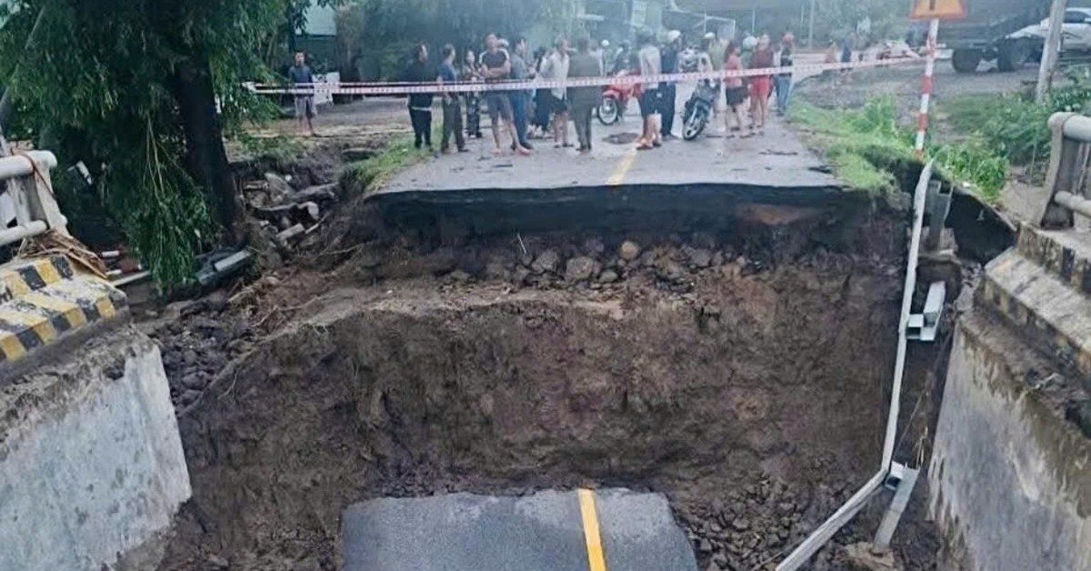 Nước lũ cuốn đứt đường đầu cầu, đường Trường Sơn Đông ách tắc