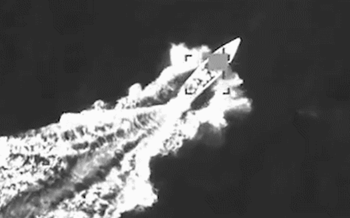 Bộ trưởng Chiến tranh Hegseth đăng video Mỹ tiêu diệt tàu nghi chở ma túy ở Caribê