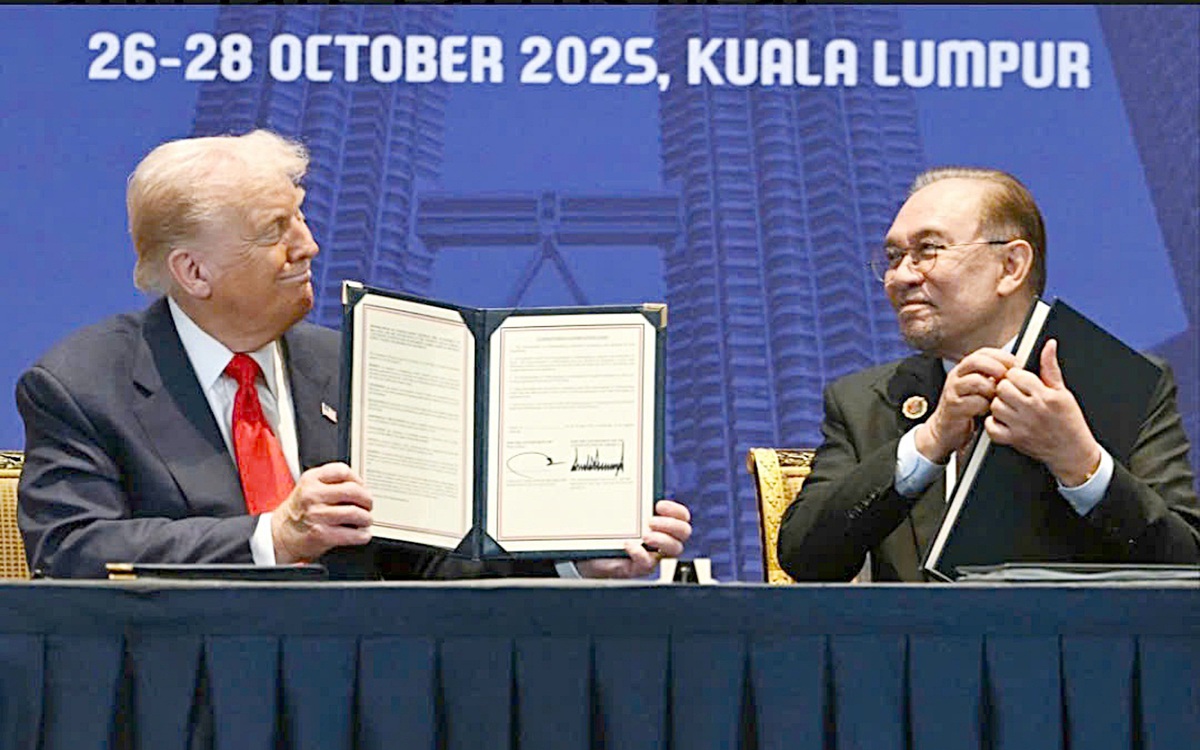 Mỹ cài điều khoản thương mại khiến ASEAN lo