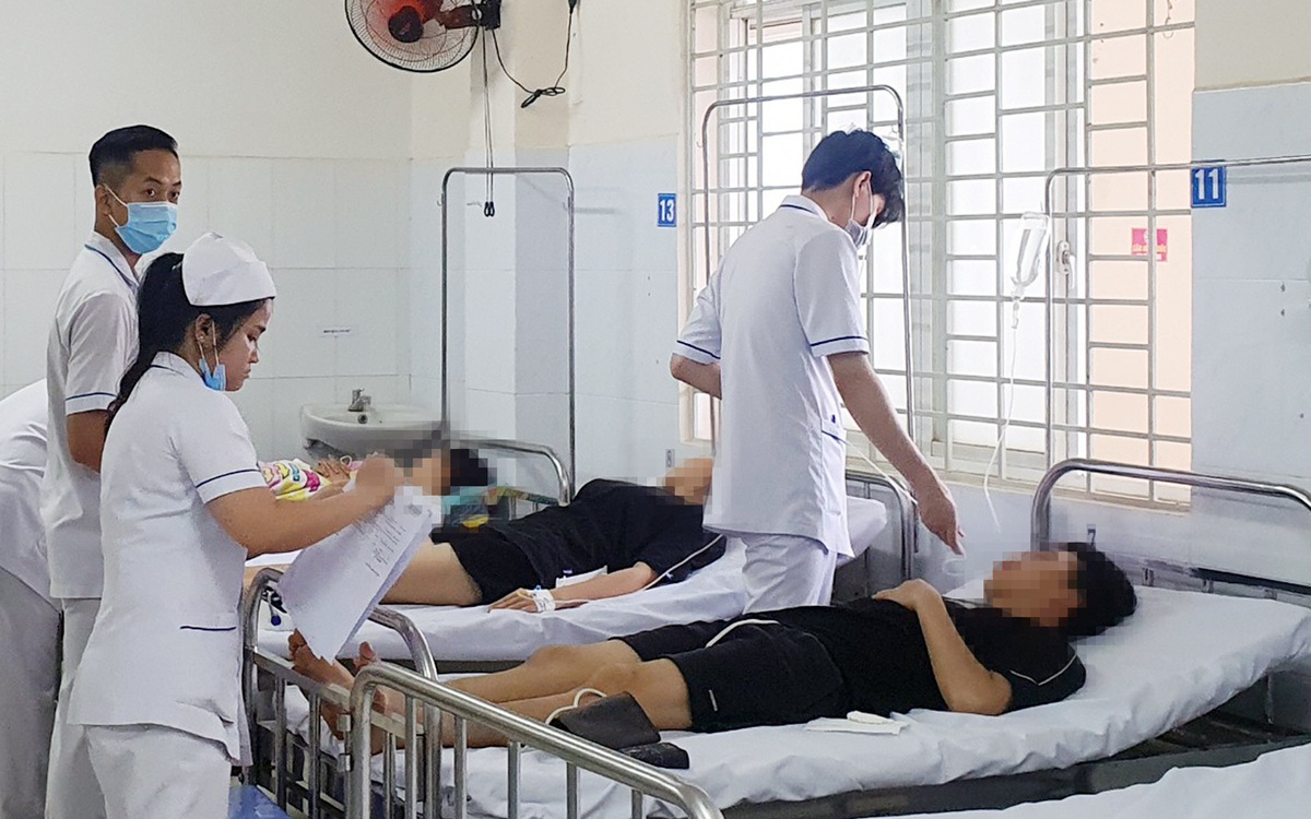 Tin tức sáng 9-11: Vụ ngộ độc sau khi ăn bánh mì có 1 ca nặng, 1 thai phụ nguy cơ sinh non