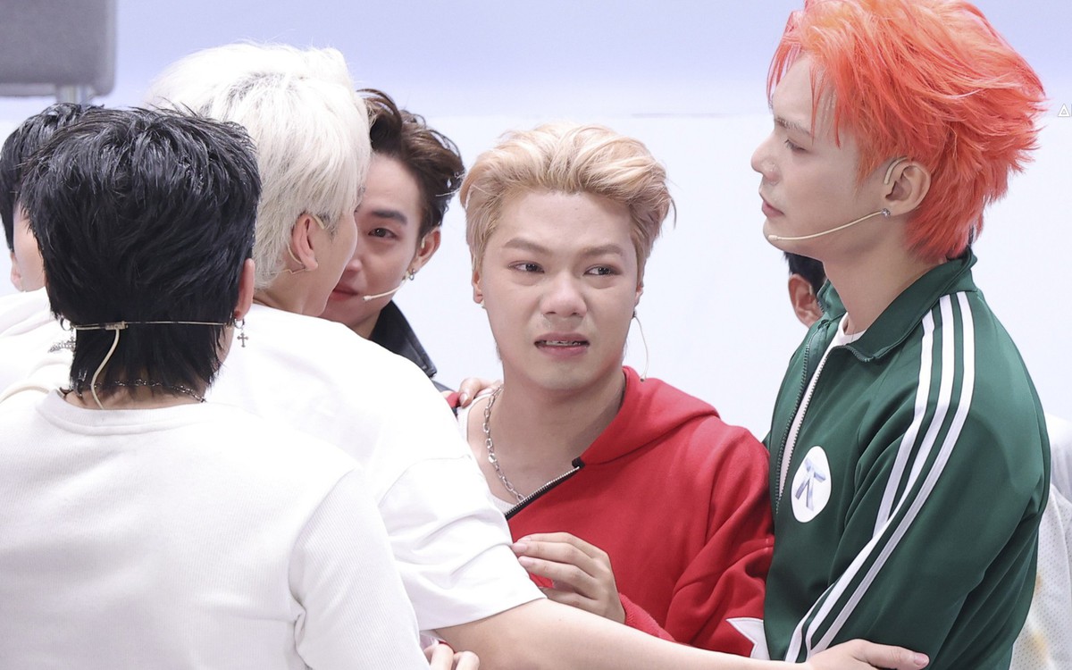 5 cái tên dừng bước đầu tiên tại Anh trai say hi: Khóc luôn á!