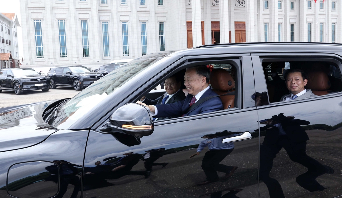 Việt - Lào: Mối quan hệ hiếm có trên thế giới