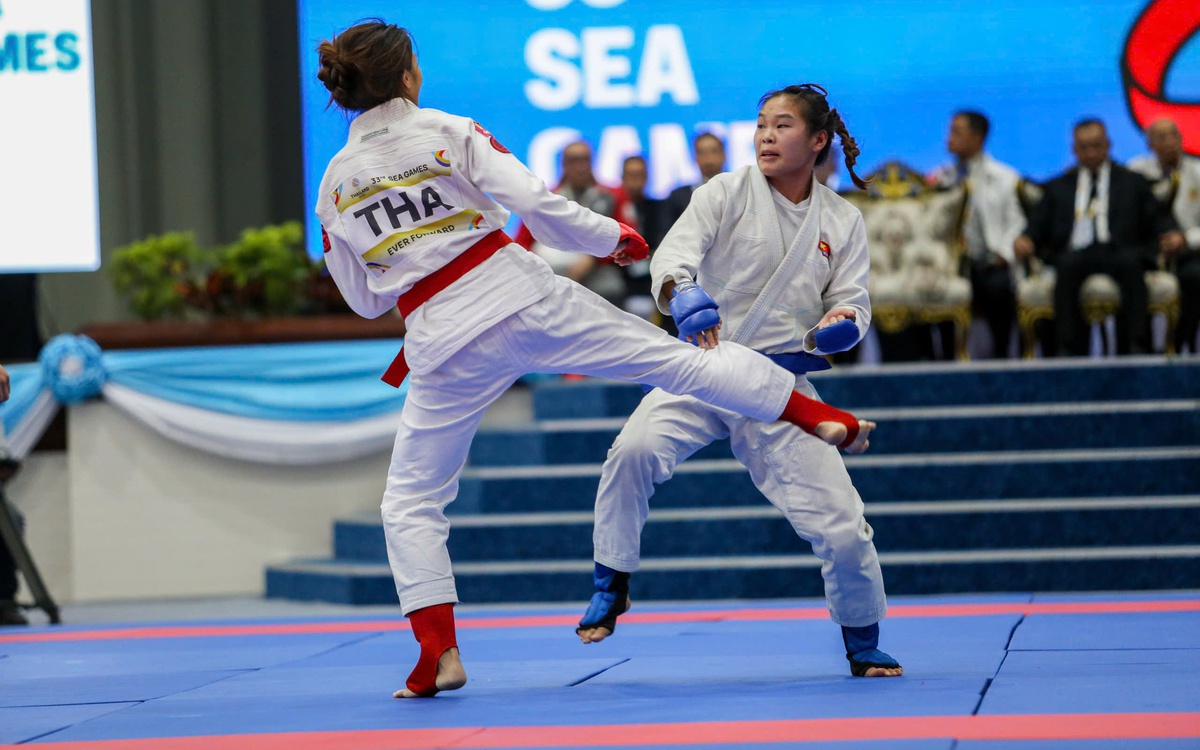 Nhà vô địch thế giới bật khóc nức nở khi hụt HCV SEA Games 33