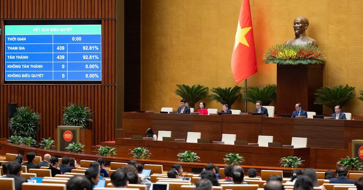 Quốc hội yêu cầu tổng kết, đánh giá toàn diện việc tổ chức kỳ thi, đẩy nhanh cải cách tiền lương