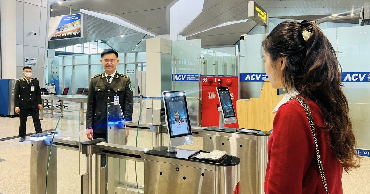 Sân bay Vinh mở cửa lại từ 19-12, nhận diện sinh trắc học hành khách