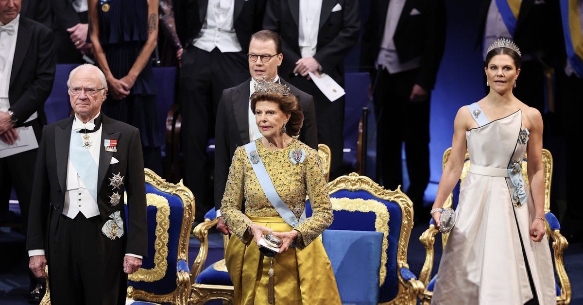 Long trọng lễ trao Giải Nobel 2025, chủ nhân Nobel Hòa bình đến Na Uy