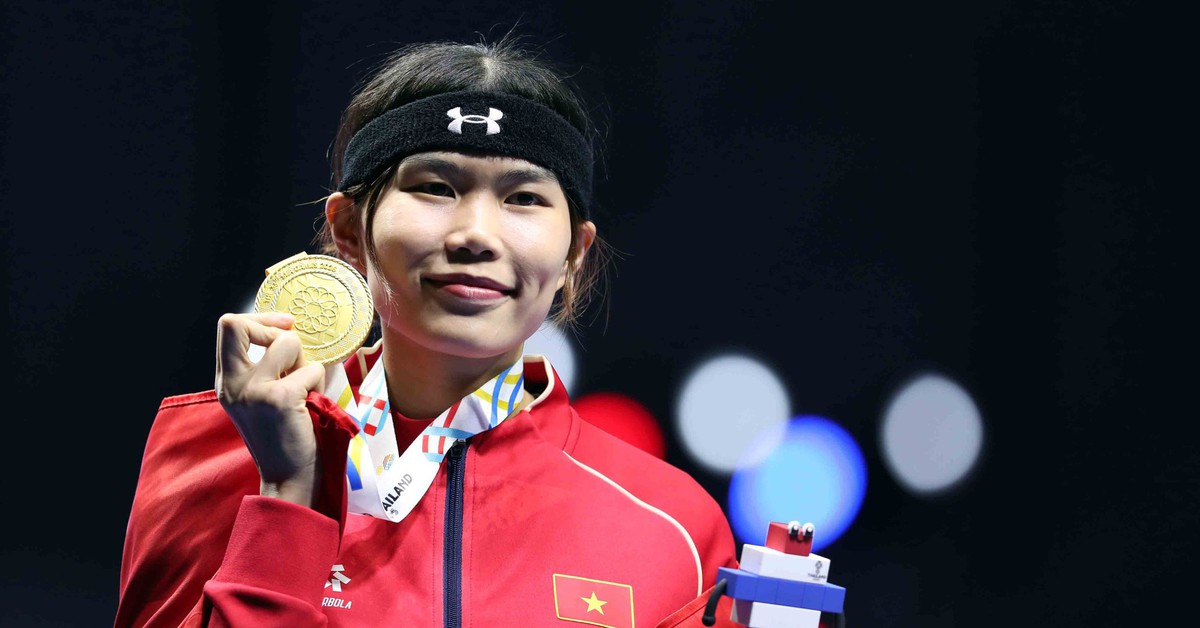 Nữ võ sĩ taekwondo đoạt HCV Trần Thị Ánh Tuyết: 'Tôi cũng bị áp lực với trọng tài'