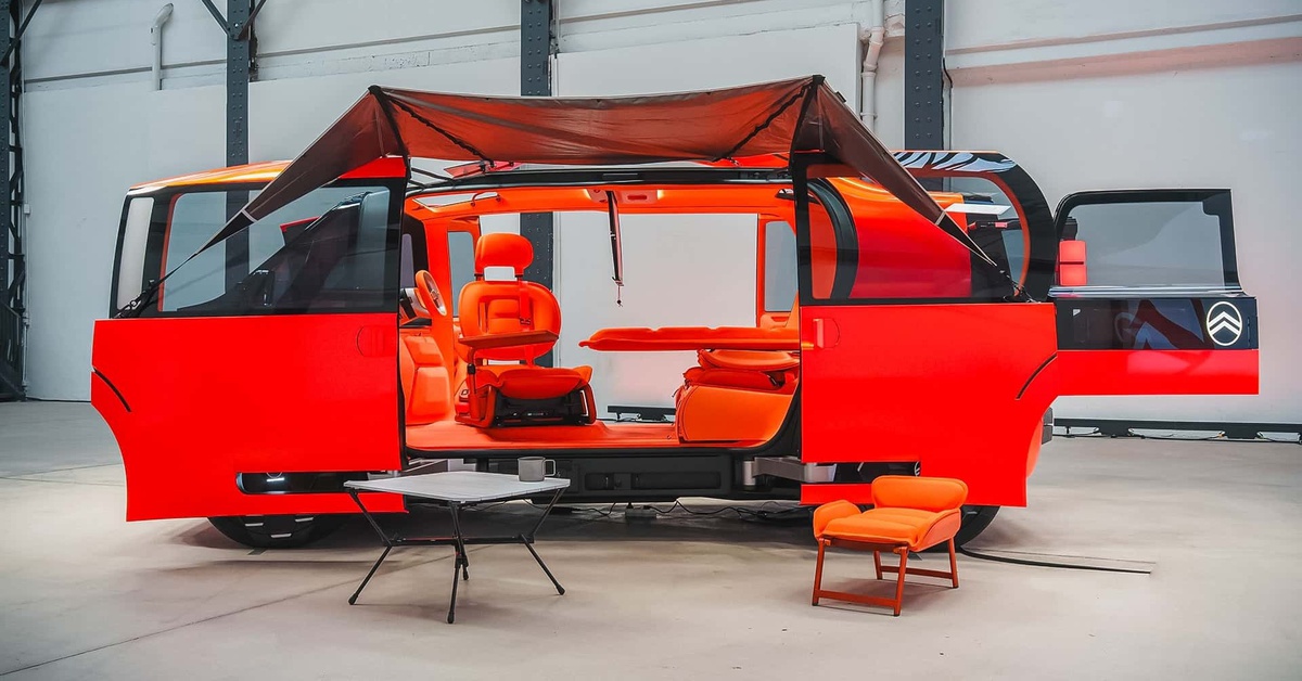 Xe điện nhỏ hơn Toyota Vios mà trang bị như nhà di động, có tới 6 ghế dễ tháo ra làm ghế ngoài trời