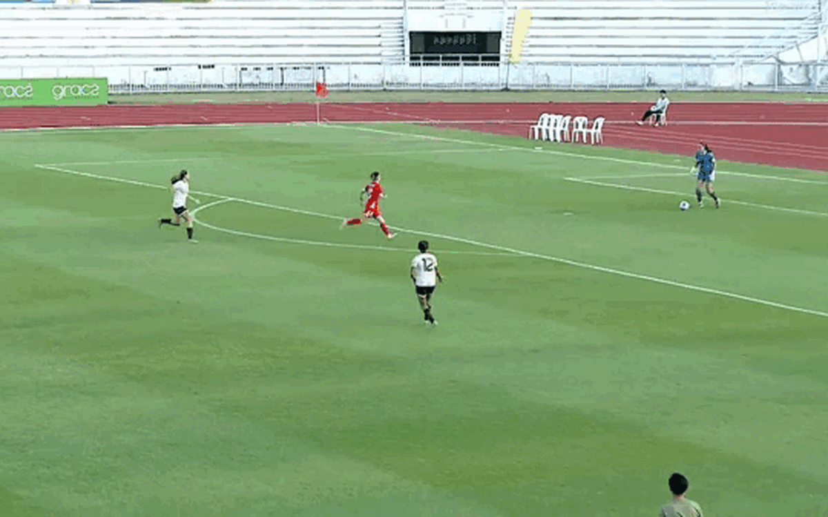 Video: Sai lầm ‘nghiệp dư’ của Indonesia biếu bàn thắng cho Hải Yến
