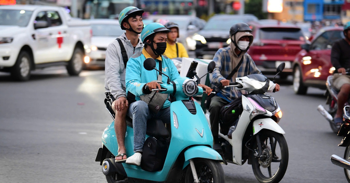 Đề xuất cho lắp các tủ đổi pin xe máy điện trên vỉa hè TP.HCM, thúc đẩy chuyển đổi xanh